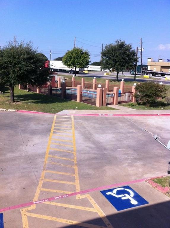 Express Inn Dallas Luaran gambar
